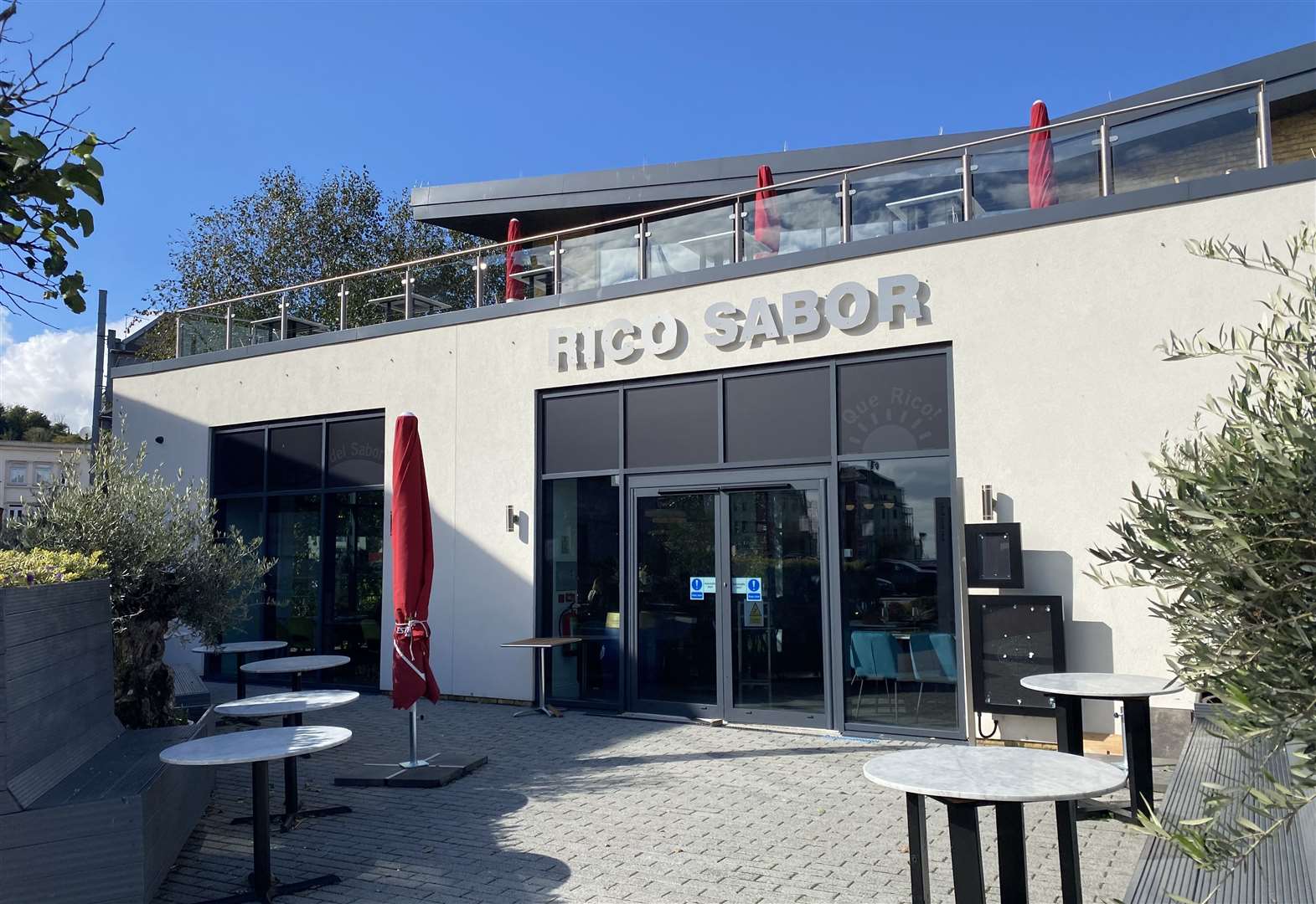 Das Restaurant von Rico Sabor in Dover schließt, nachdem der Eigentümer den Standort wieder herstellen muss