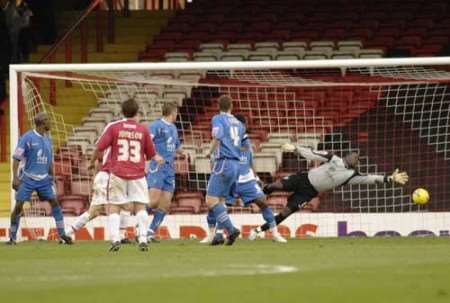 Gills keeper Kelvin Jack is powerless to prevent City equalising. Picture: ANDY PAYTON