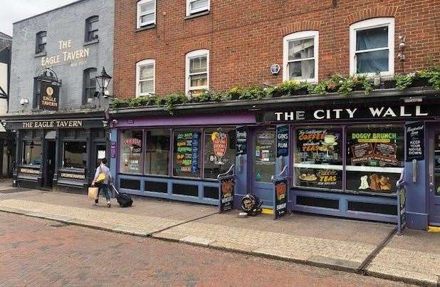 I’ve never seen two such different pubs sitting next door to each other. This is the City Wall and Eagle Tavern in Rochester.