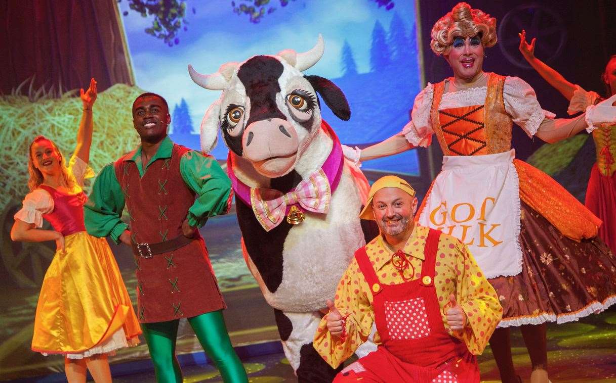 Some of the cast of the Sevenoaks Panto will be broadcasting live at Easter