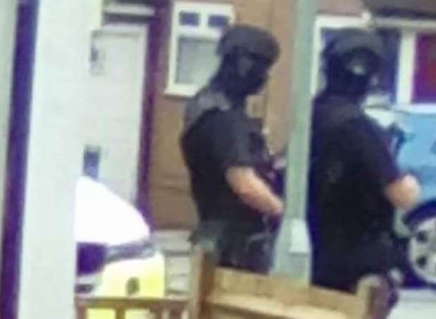 Armed police in Mountview, Borden