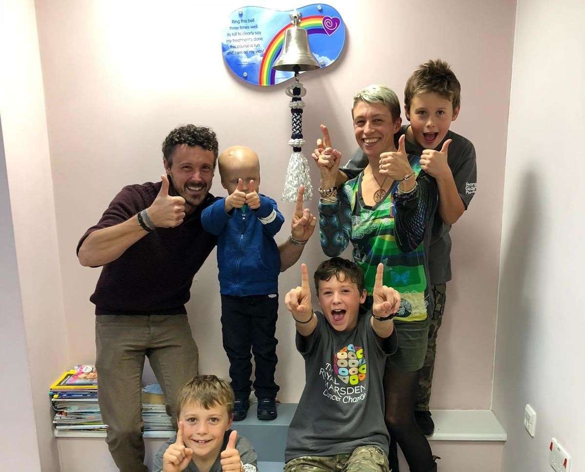 Seth Dickenson had a brain tumour in 2017. In 2018 he rang the bell which marked being given the all-clear from cancer