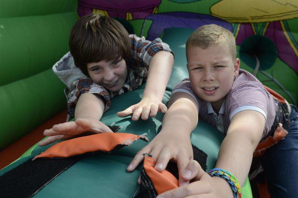 Lewis Hadlow, 12 and Alfie Coleman, 11 on the Bungee Run