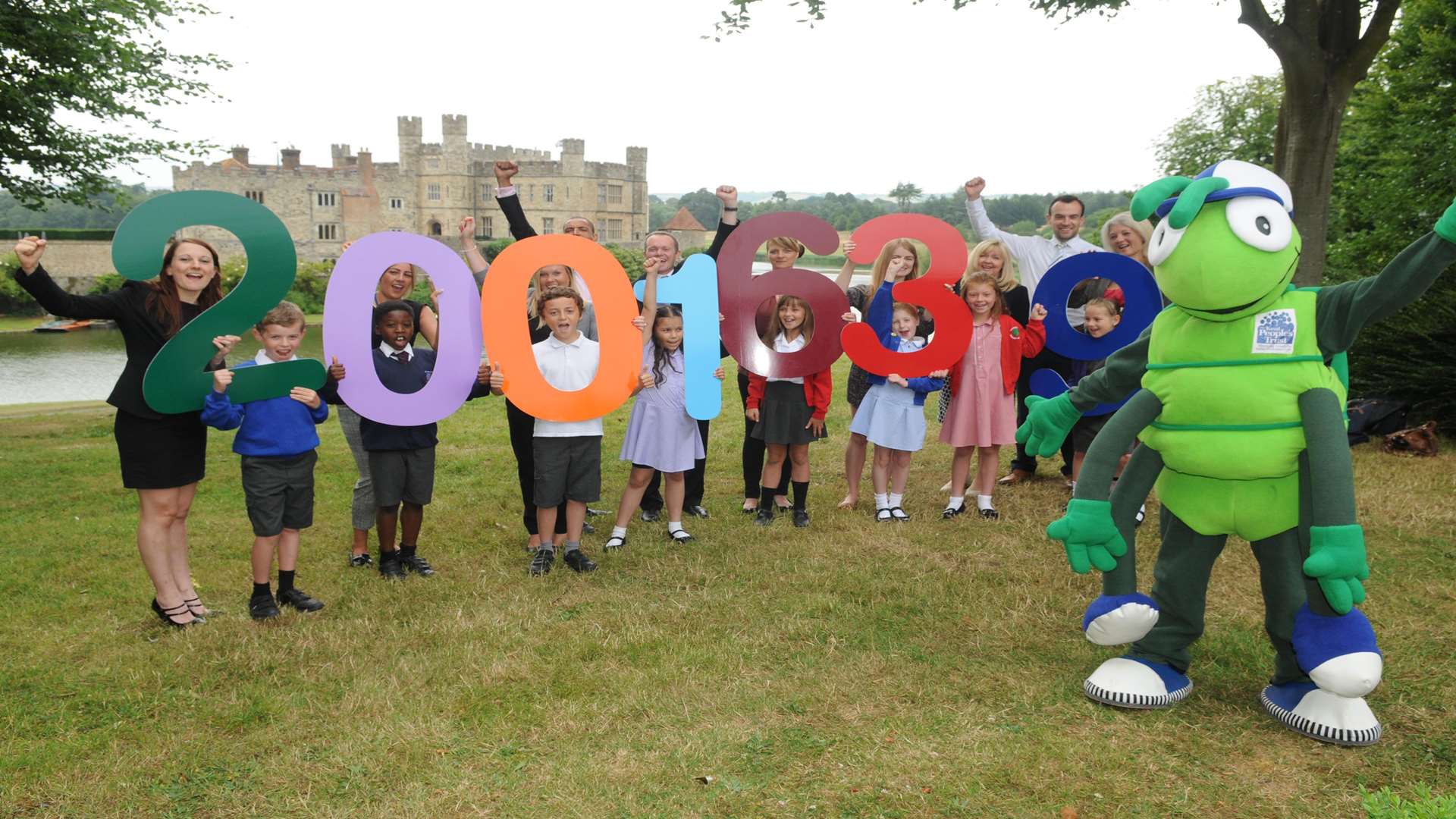 Schools taking part in Buster's Book Club announce 2,001,639 minutes of home reading achieved during celebrations at Leeds Castle.