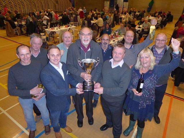 2017 Maidstone Big Quiz winners Medway Mail and Female receive their trophy (4352619)