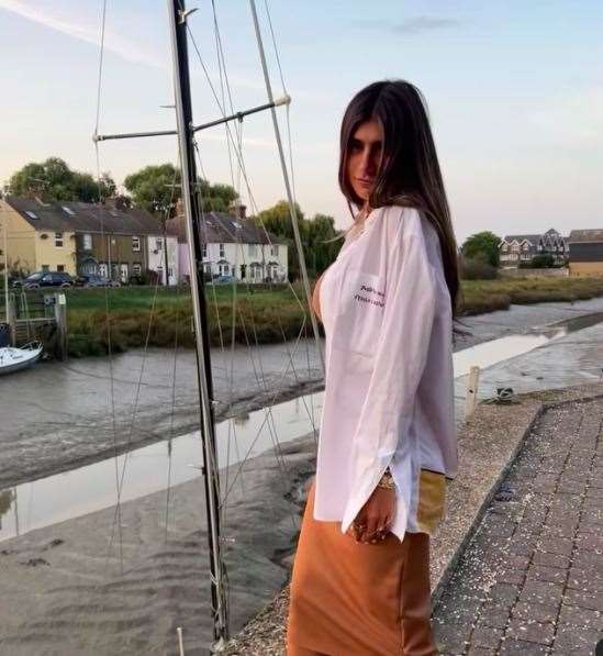In sharing the snaps, Khalifa remarked on the mud at Faversham Creek. Picture: Mia Khalifa/Instagram