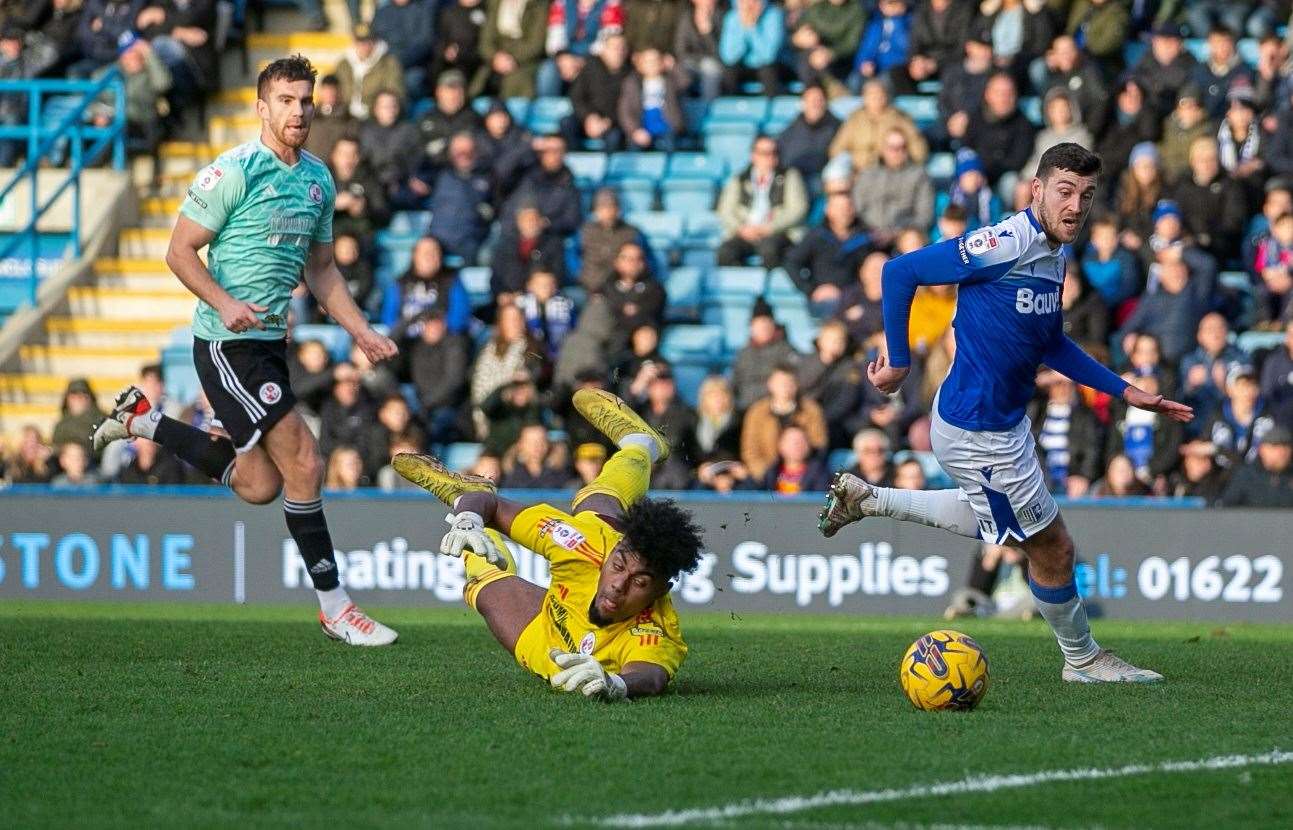 Ashley Nadesan beats the keeper but still can’t find the net as Gillingham lose at Priestfield Picture: @Julian_KPI