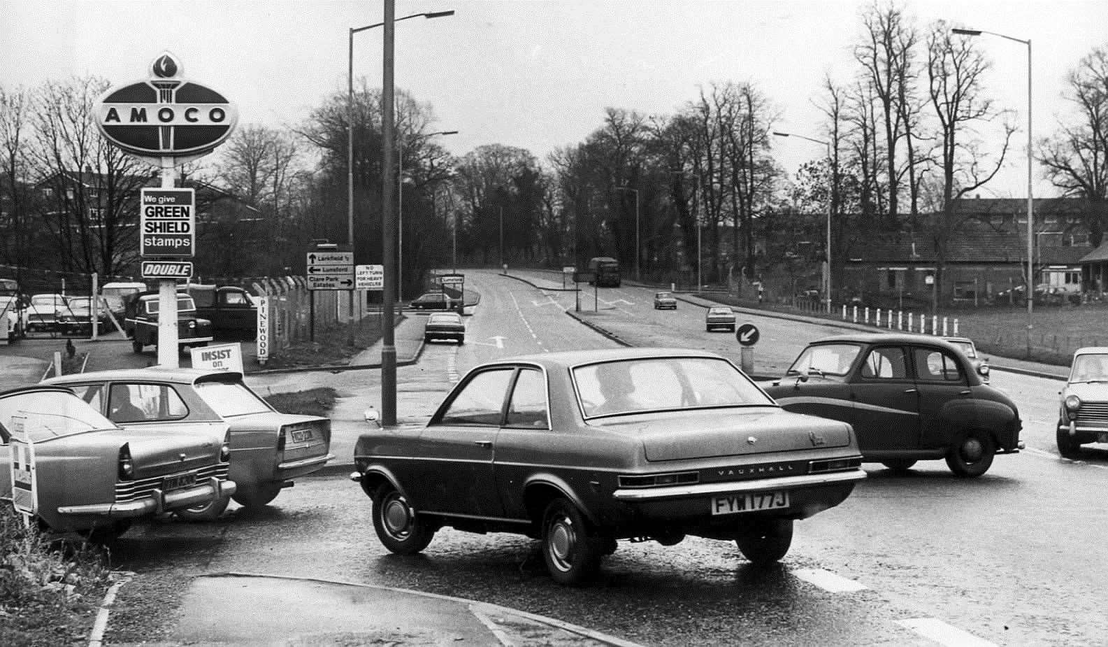 Queue for petrol in December 1973 during 'three day week' crisis. Lunsford Lane, Larkfield.. Negative Reference: 445.49.73 (59842721)