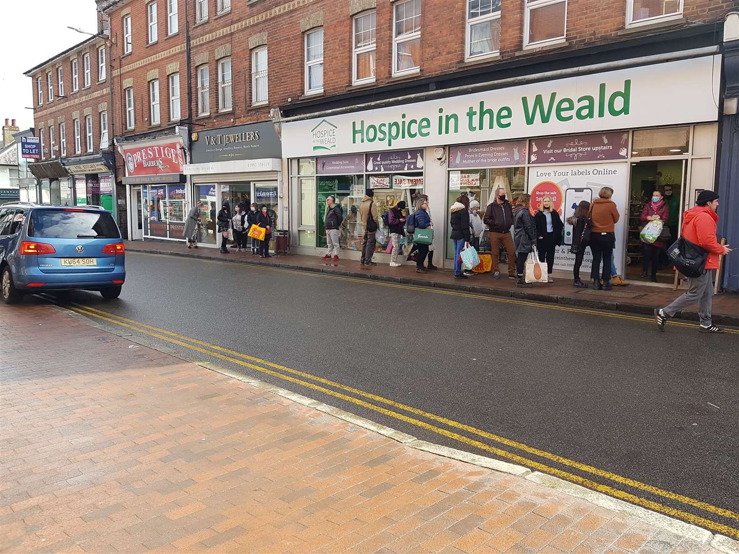 The queue for the Hospice in the Weald shop in Tunbridge Wells as restictions are lifted