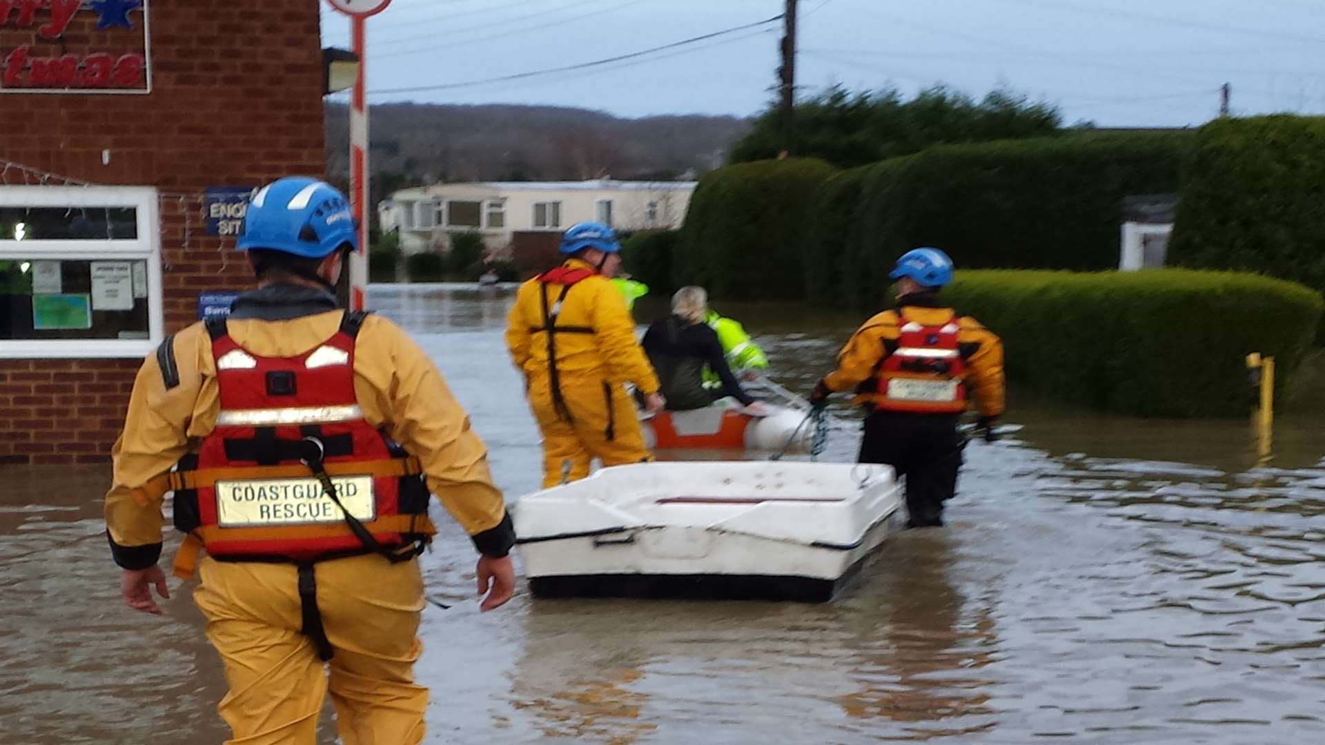 Coastguard teams use boats to rescue the stranded at Yalding. Picture: Medway Coastguard
