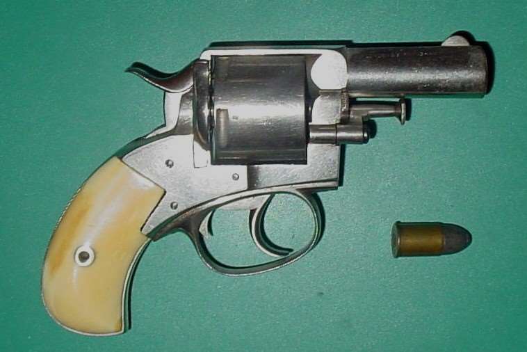 A British Bulldog revolver, which resembles the gun found on Richard Anderson