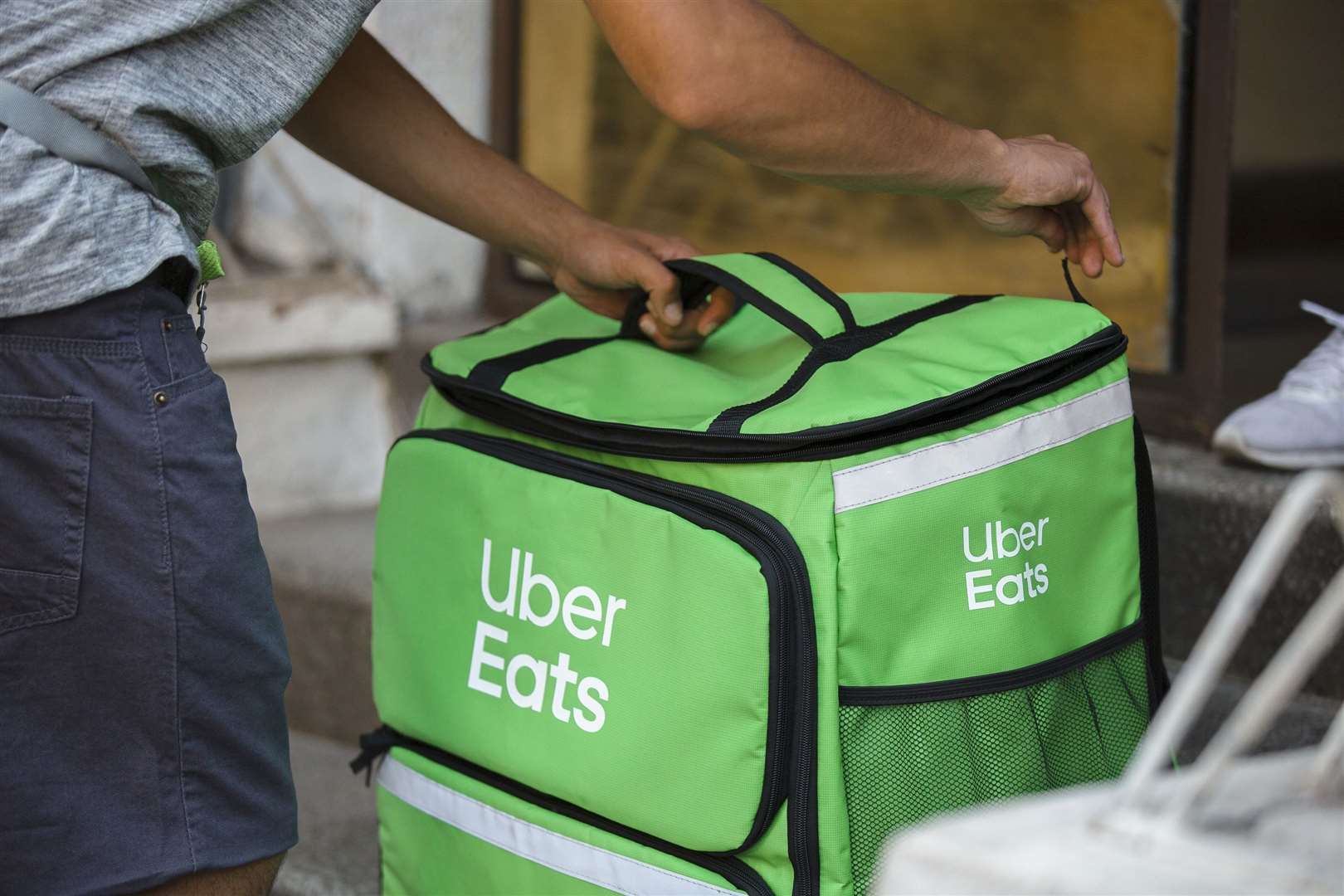 Uber Eats is allowed to deliver alcohol