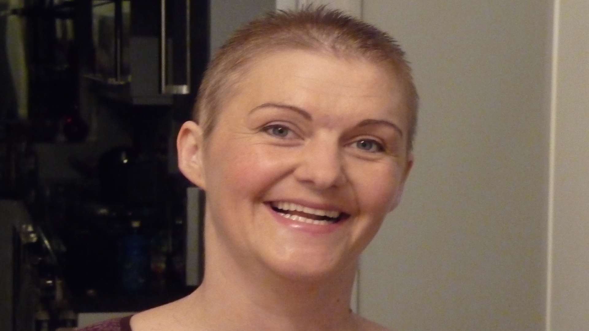 The mum-of-two lost her hair after undergoing treatment for breast cancer in 2013.