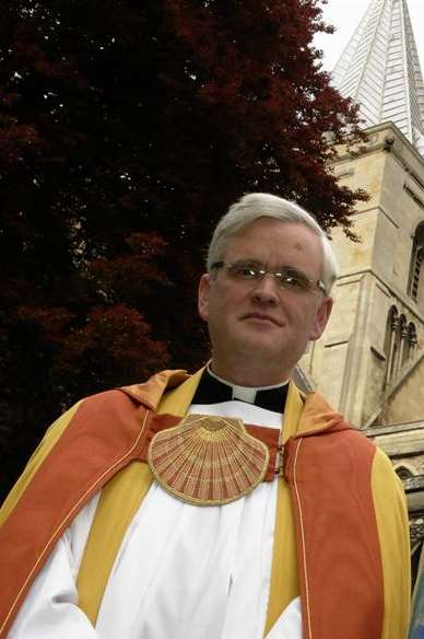 Very Revd Dr Mark Beach