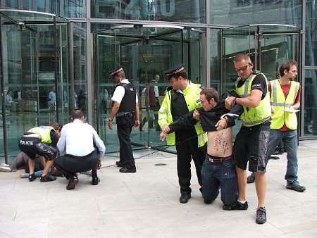 Students moved on after protest outside bank's London HQ