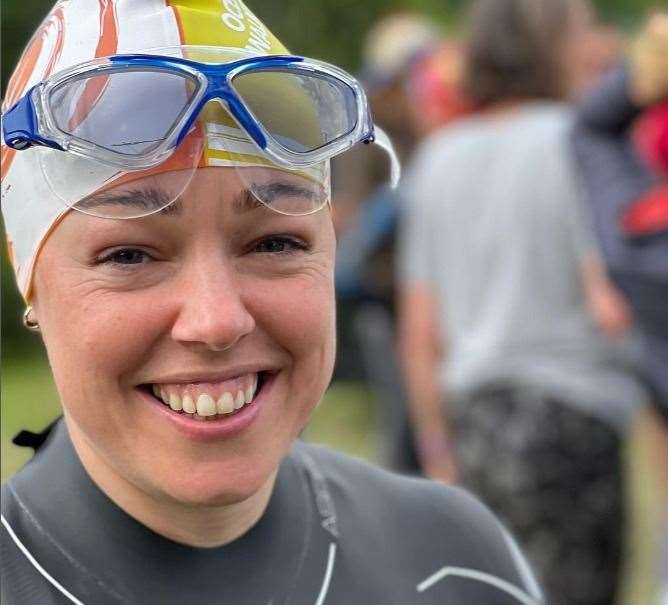 Jessica French is aiming to swim non-stop around the Isle of Wight. Image from www.instagram.com/racingthetideiow