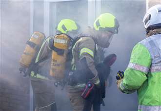 Fire crews tackle kitchen blaze