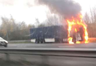 Lorry fire caused M2 delays