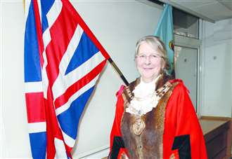 New Mayor of Dartford Cllr Rosanna Currans elected for 2021/22