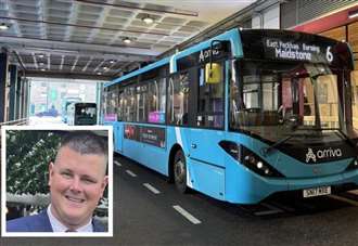 Bus driver praised for sorting diversion notices when Arriva failed to