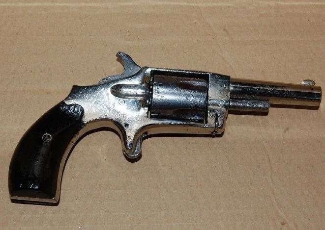 The revolver (31244319)