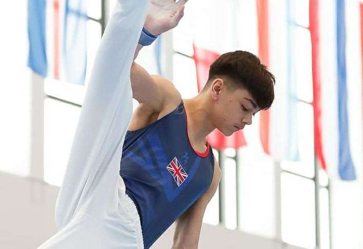 Photo of Člen Gymnastického klubu Pegasus Oakley Banks reprezentuje Veľkú Britániu na Európskych olympijských hrách mládeže