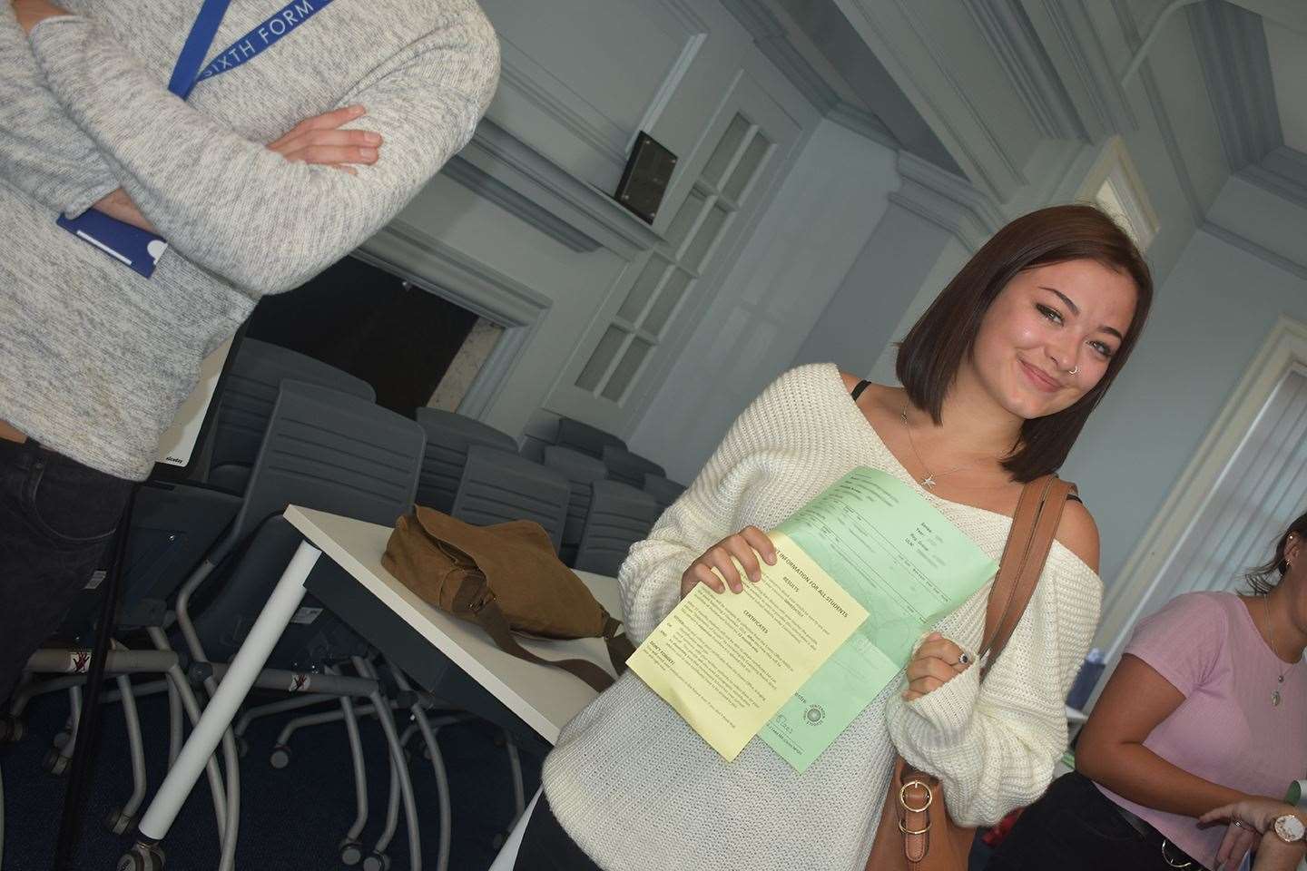 Jemima Clark was smiling after getting A and B, as well as a 6 in the International Baccalaureate (15286912)
