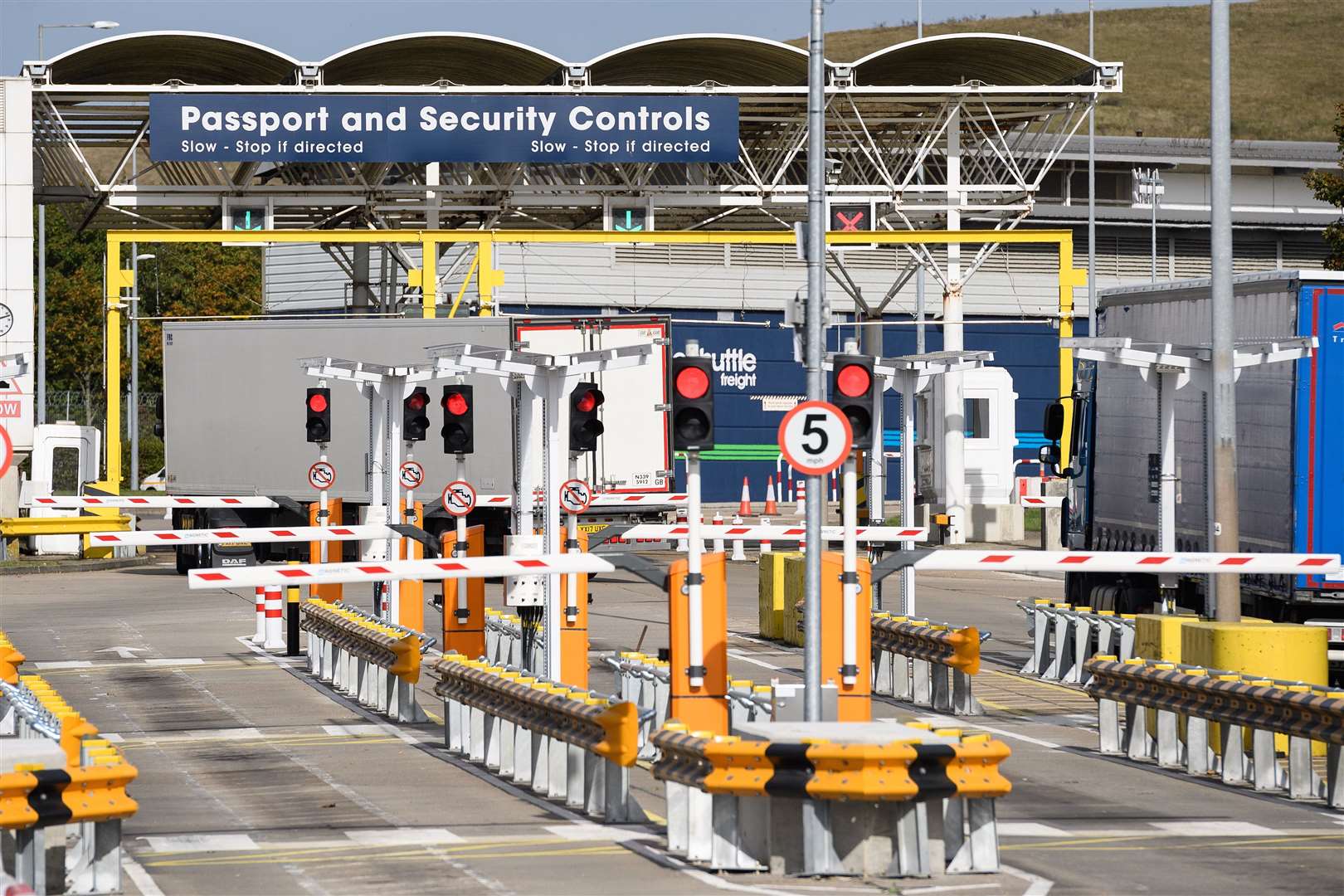 SUPPORT MEASURES: The UK Government announced a £705 million funding package for border infrastructure, staffing and IT. (42533290)
