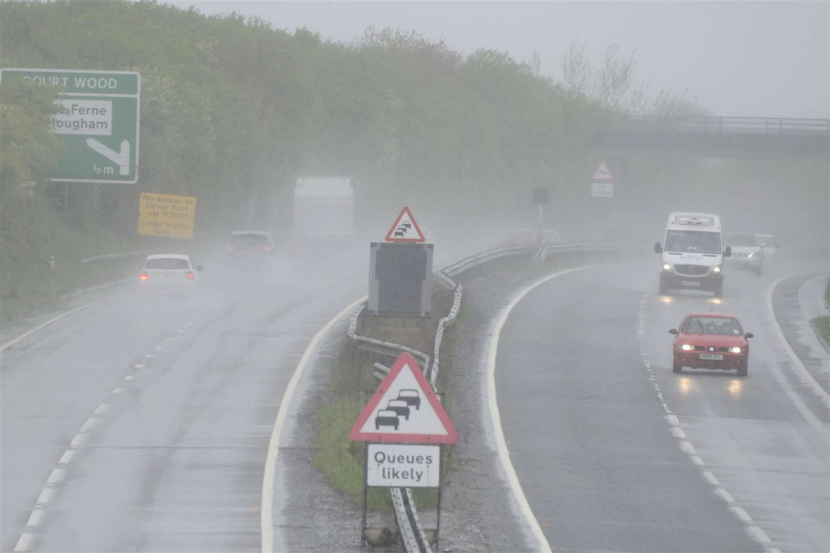 Capel Visability on the A20 into Dover was poor due to the spray,Picture: Paul Amos.