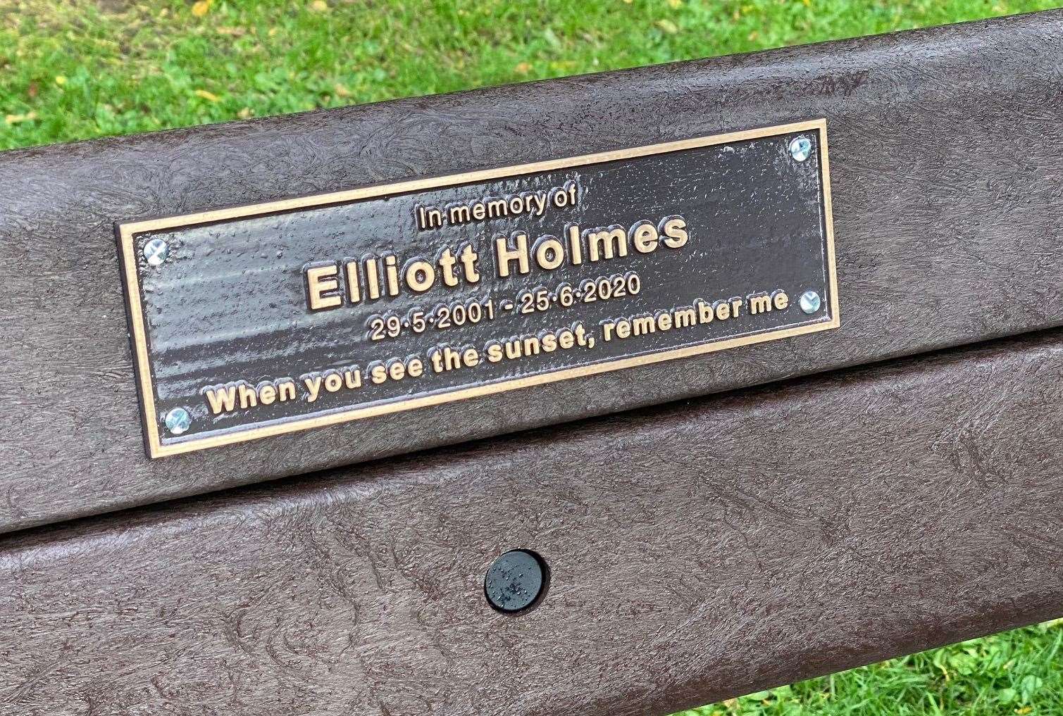 A memorial bench was unveiled for Elliott Holmes in Istead Rise last month