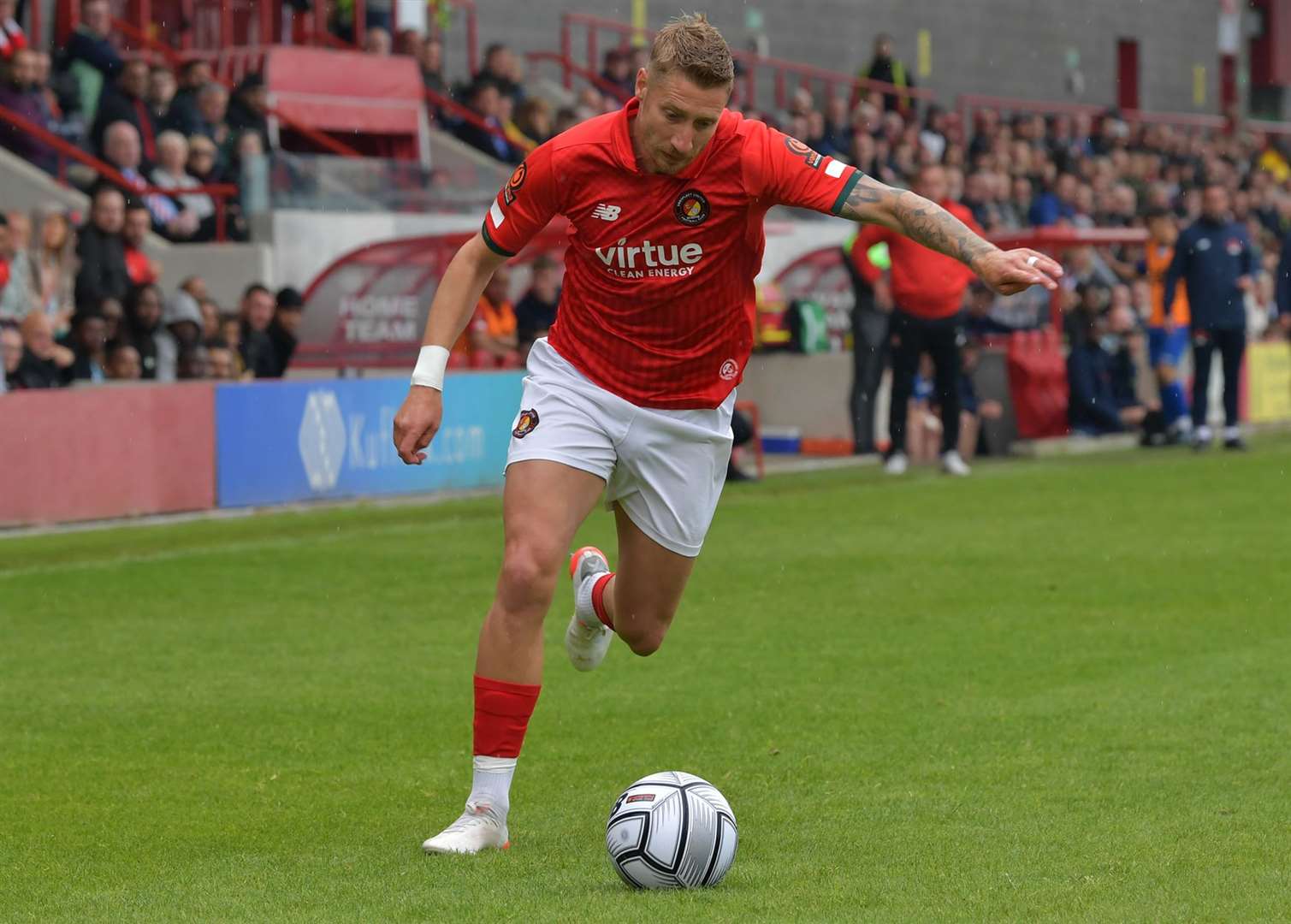 Former Manchester United and Gillingham forward Lee Martin has left Ebbsfleet. Picture: Keith Gillard