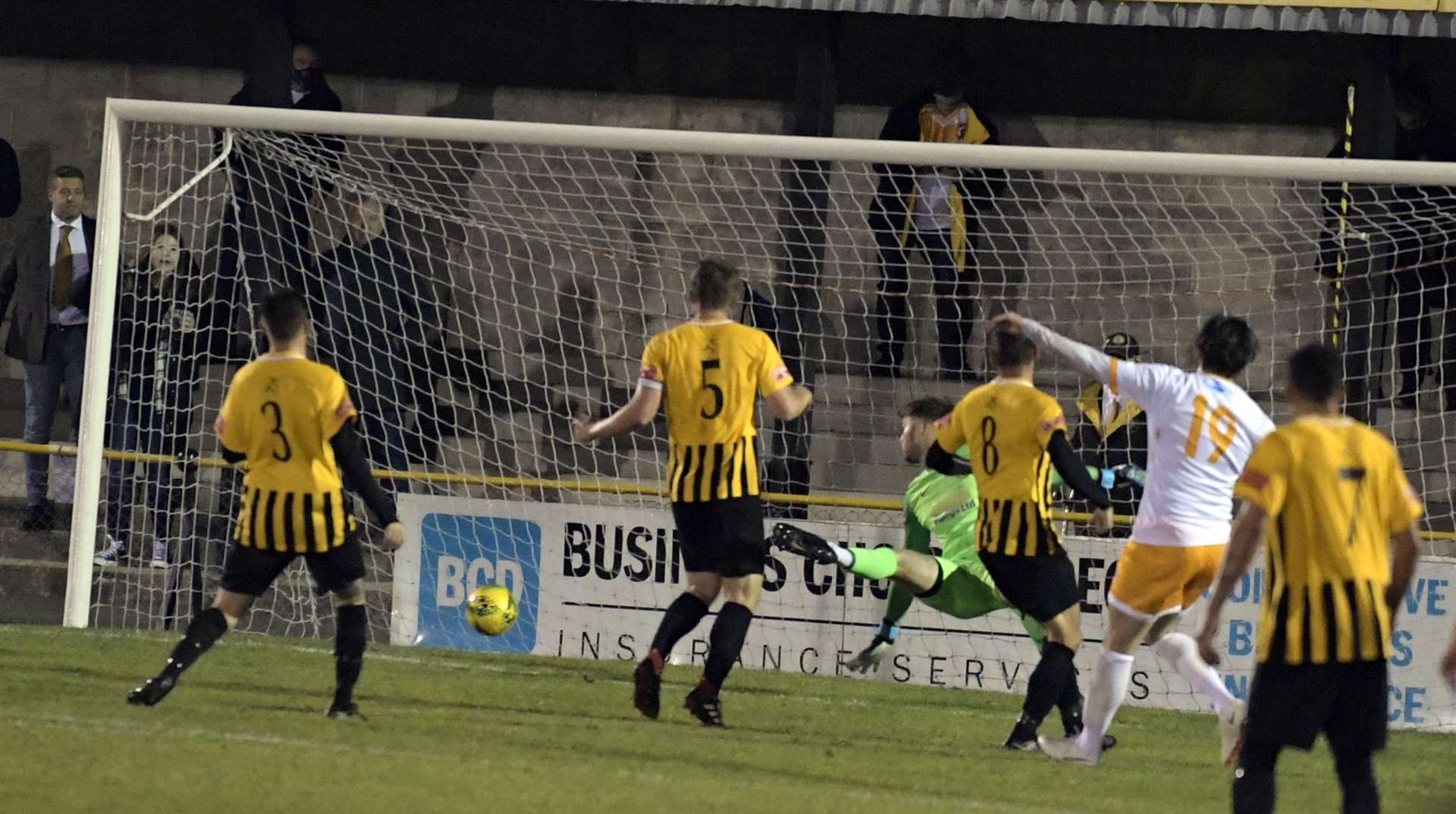 Former Gills midfielder Charlie Allen puts Cray Wanderers ahead at Folkestone on Tuesday night. Picture: Barry Goodwin (42491340)