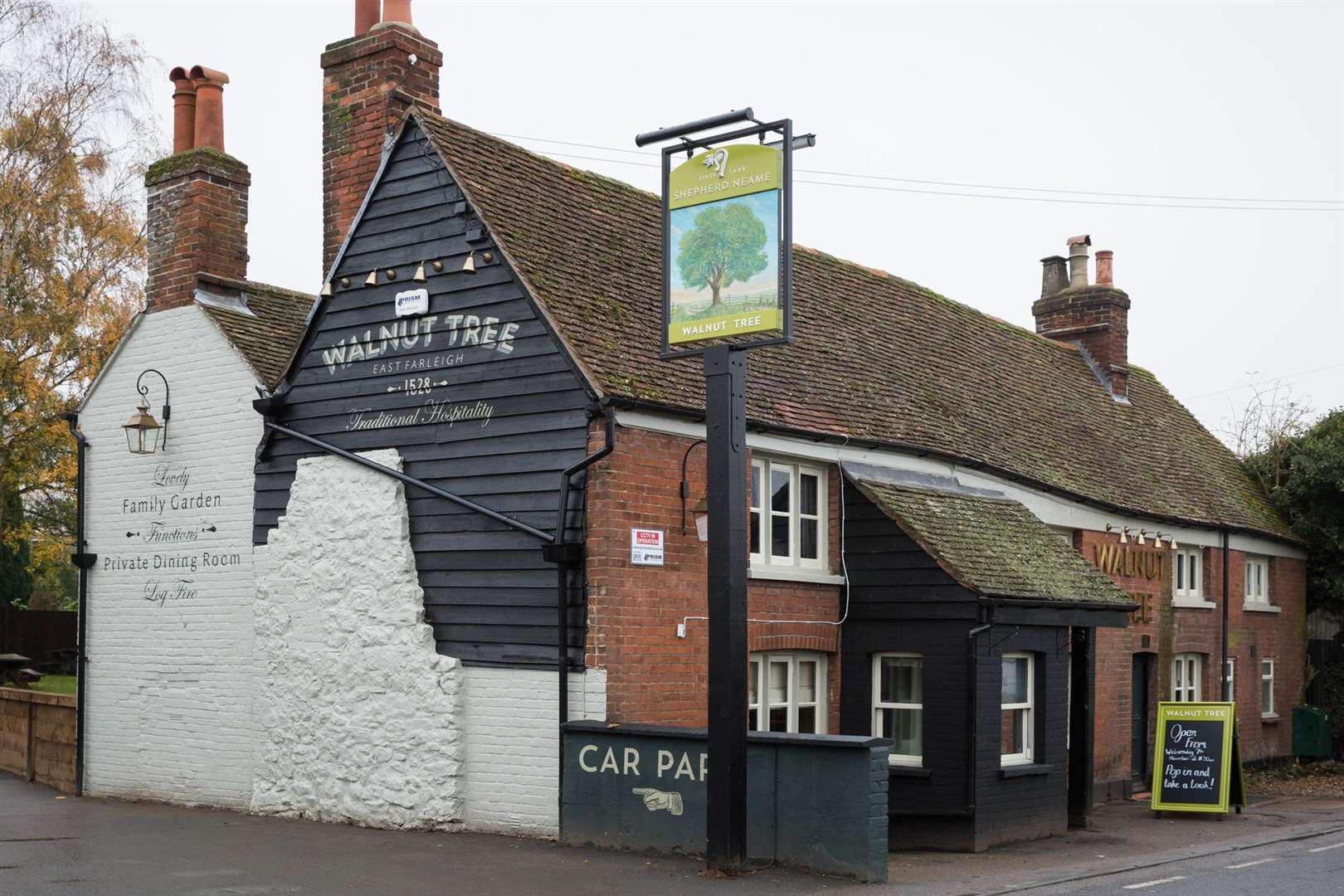 The Walnut Tree in East Farleigh is owned by Shepherd Neam (5980864)