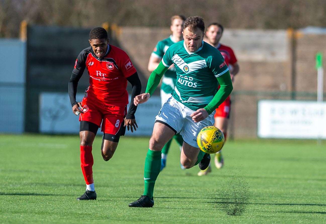Gary Lockyer on the attack for Ashford United against Phoenix Sports Picture: Ian Scammell