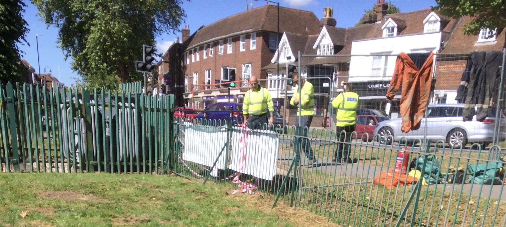 Emergency gas workers at the Tenterden sinkhole