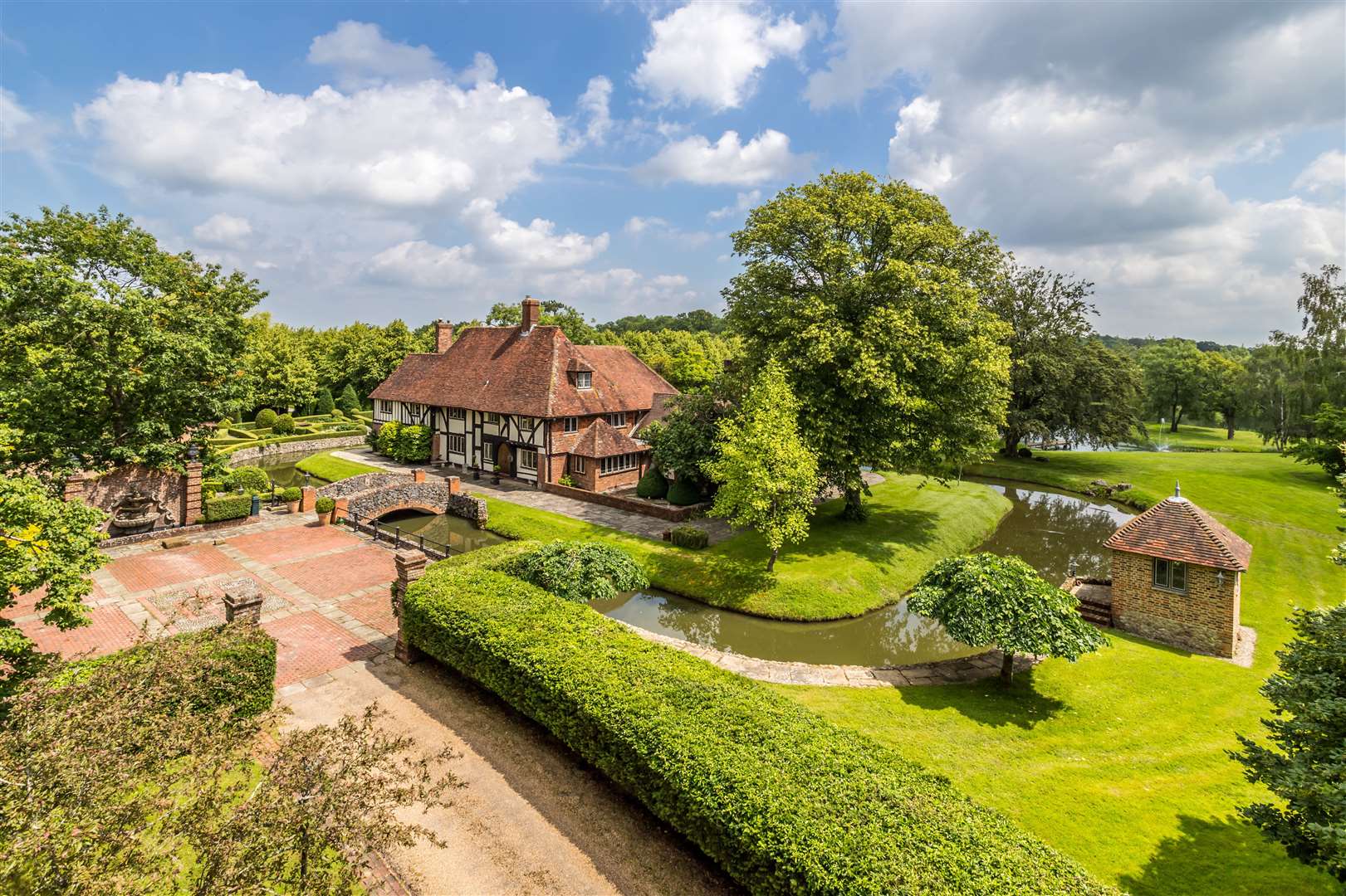 The Moat has measured flow for its moat Picture: Hamptons estate agents