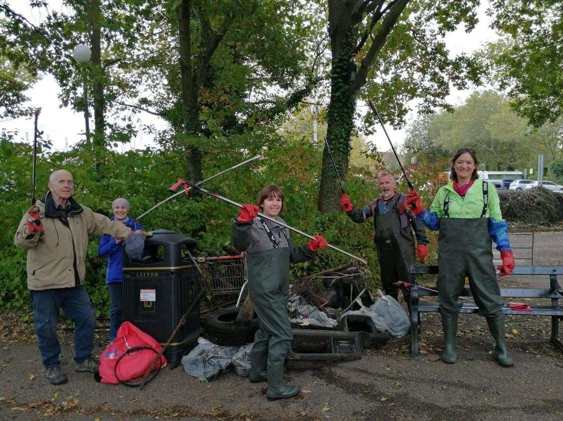 Our Stour volunteers cleaned out the rubbish
