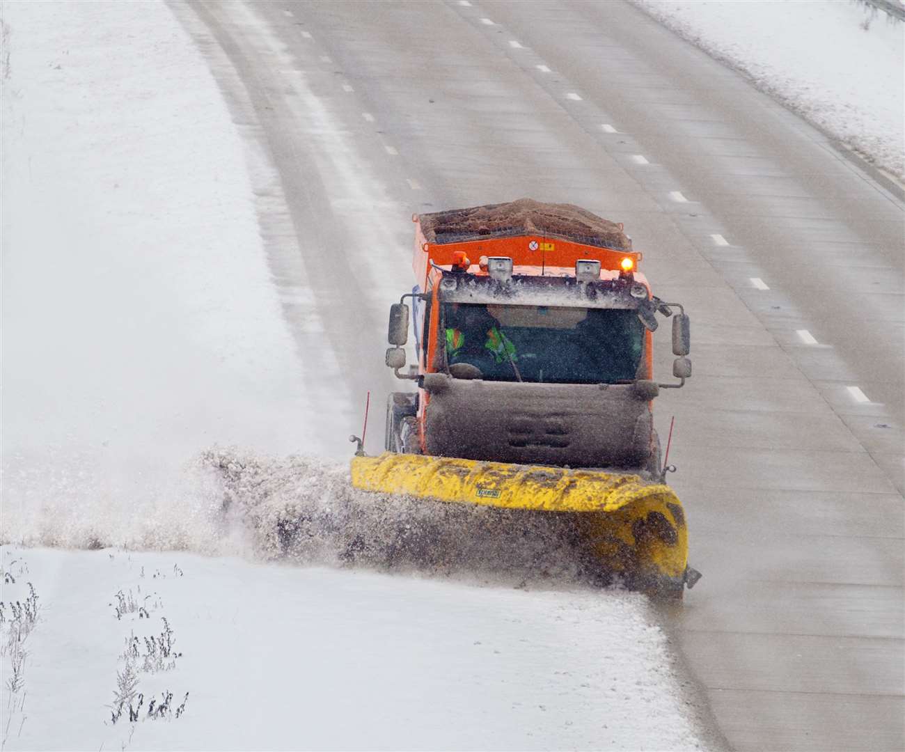 A single plough works away to keep the M20 coastbound free of snow in 2010