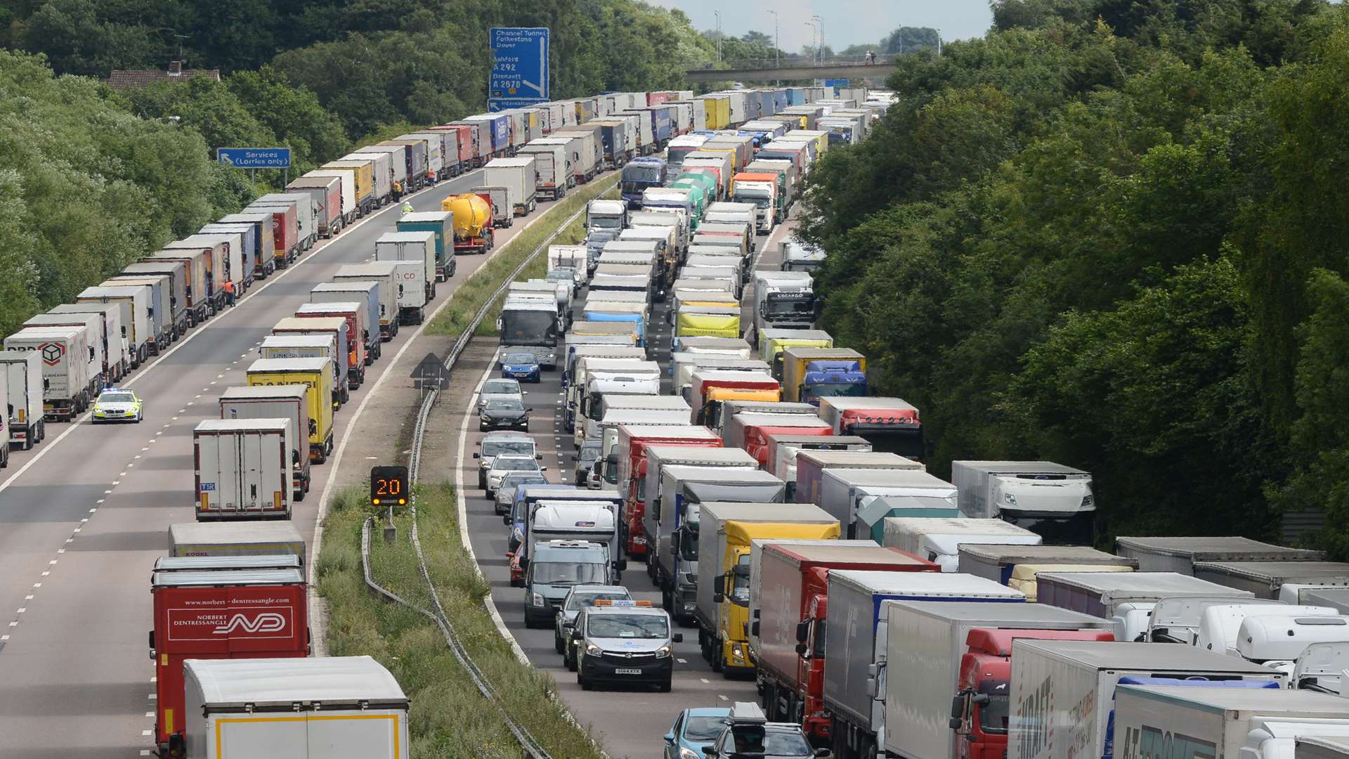 Operation Stack causing queues on the M20