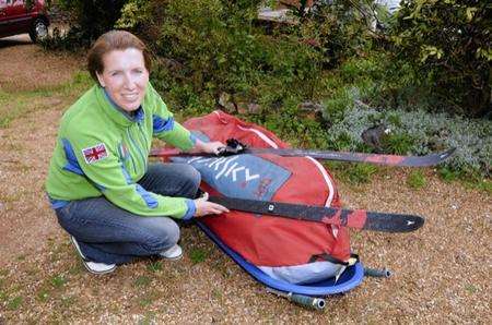 Felicity Aston planning to become the first woman to ski across the Antartic