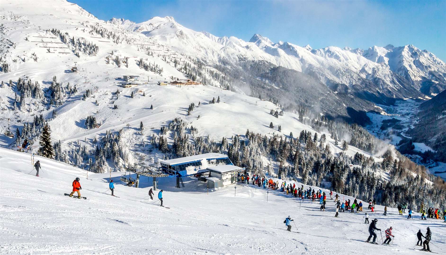 St. Anton is one of the most popular ski resorts in the Alps covering a vast area across Lech.
