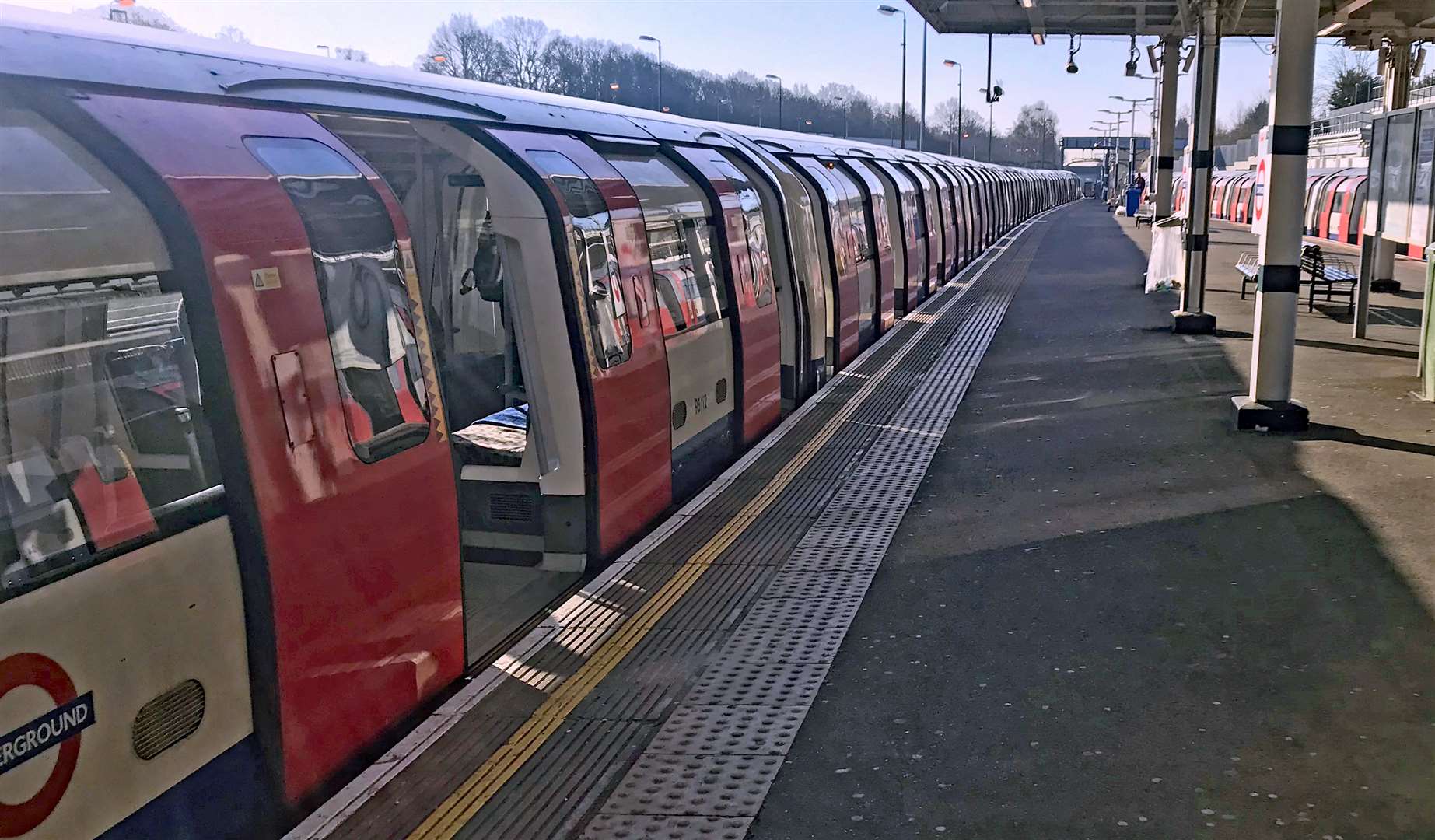 An economic think tank has suggested increasing peak-time ticket prices on London’s Tube could help manage passenger numbers