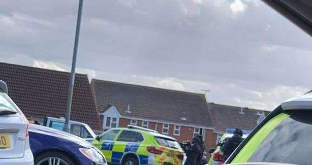 Armed police in St Clements Road, Warden