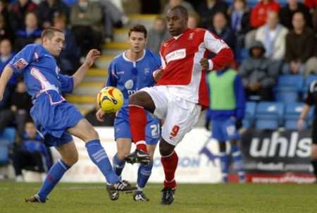 TARGET: Delroy Facey in action against the Gills last season. Picture: GRANT FALVEY