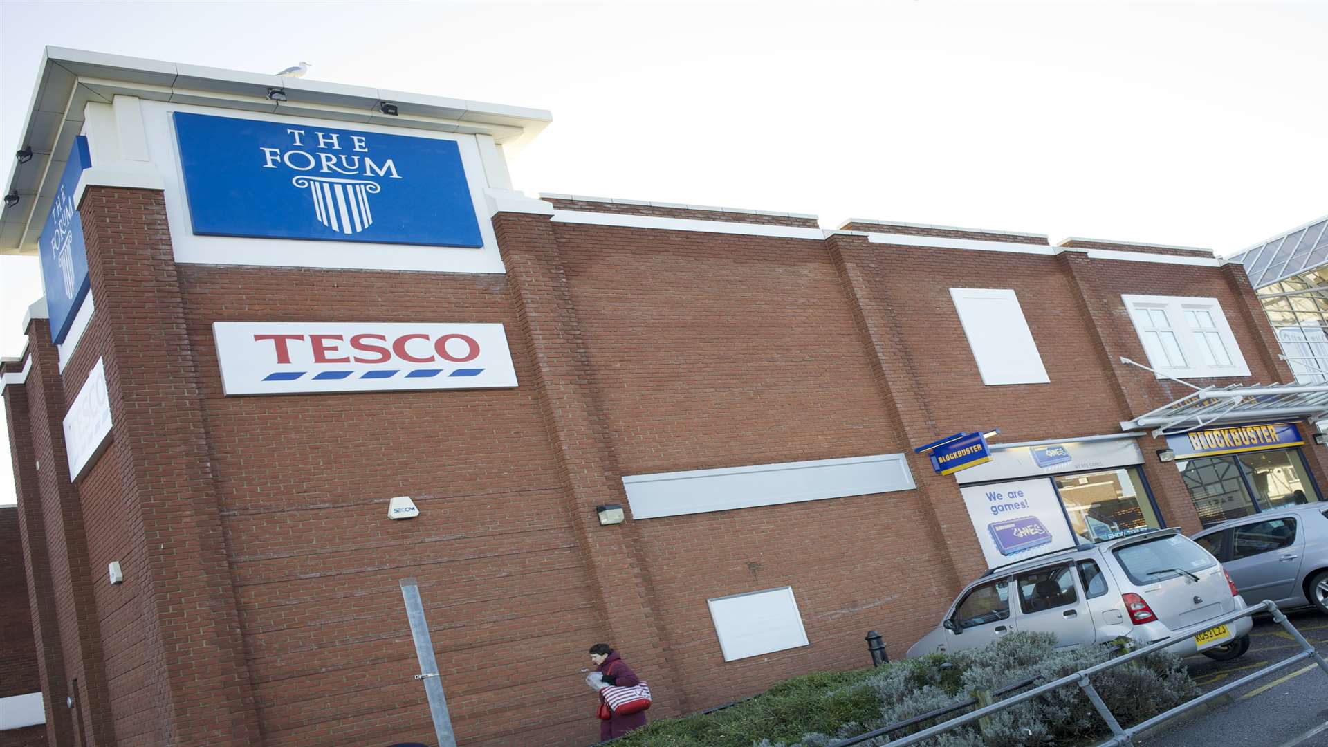 Tesco is to close its store in The Forum shopping centre in Sittingbourne