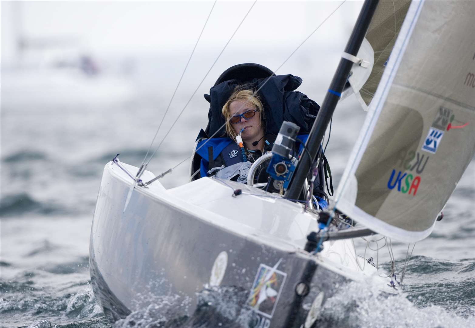 Hilary as she became the first female quadriplegic to sail solo around the Isle of Wight