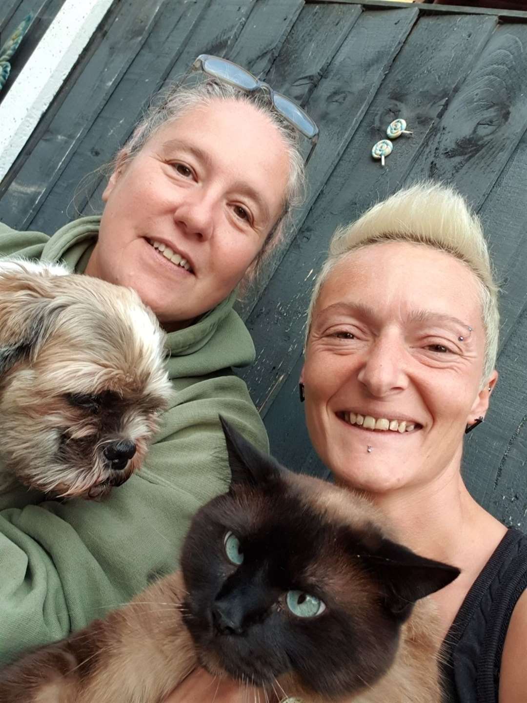 Dee Potter and Natasha McPhee of Animals Lost and Found in Kent