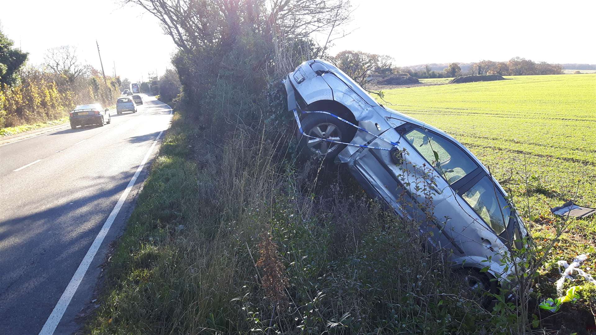 An abandoned crashed car on the A290 in November 2016
