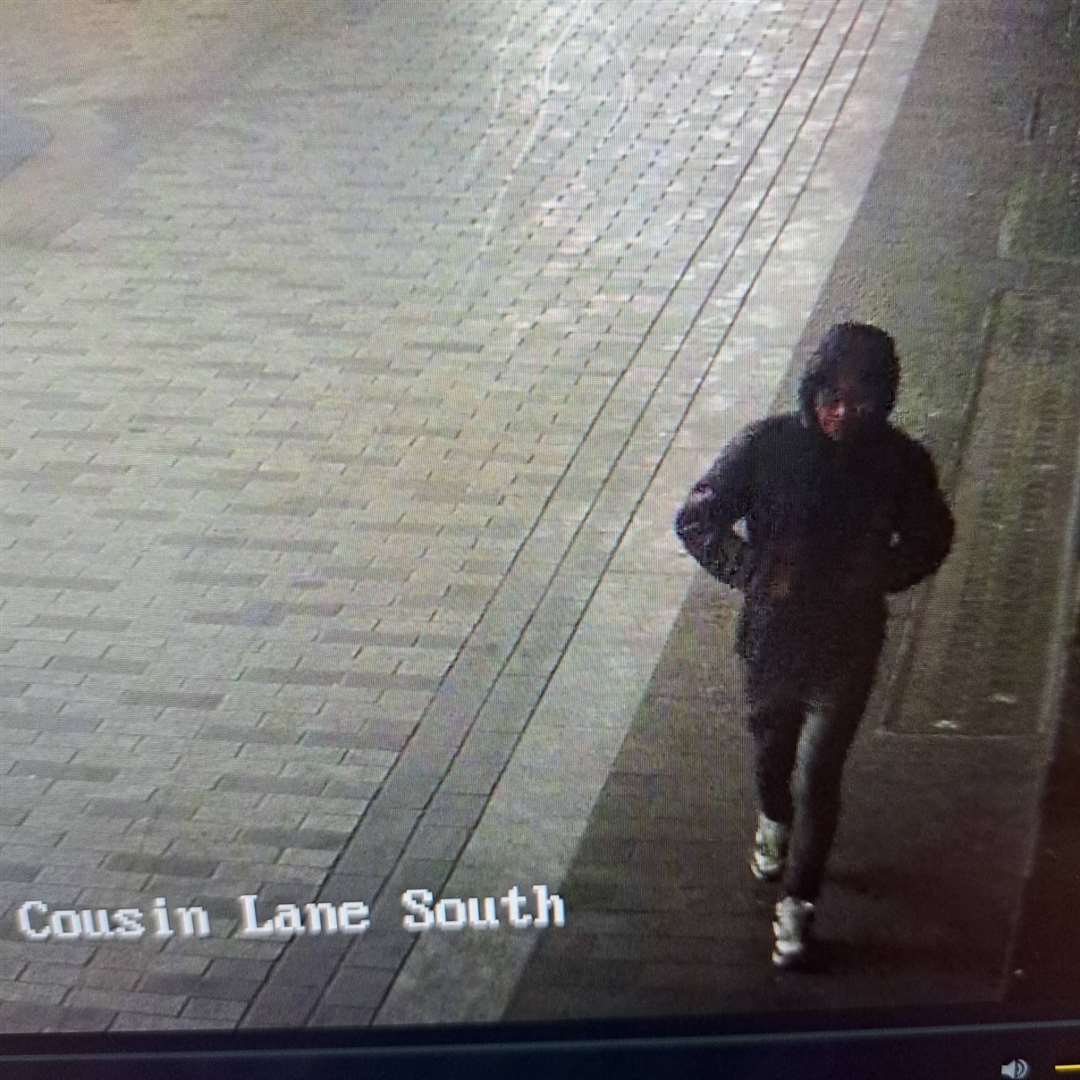 Abdul Ezedi was caught on CCTV at 9.51pm on January 31 on Upper Thames Street, London (Metropolitan Police/PA)