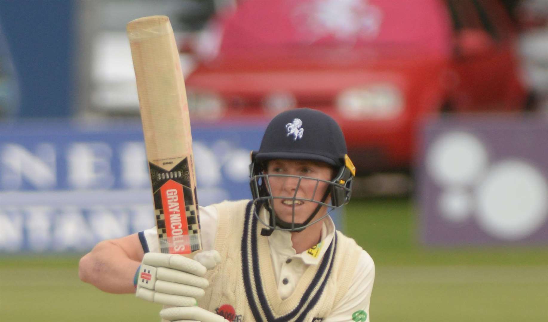 Zak Crawley signs new contract with Kent